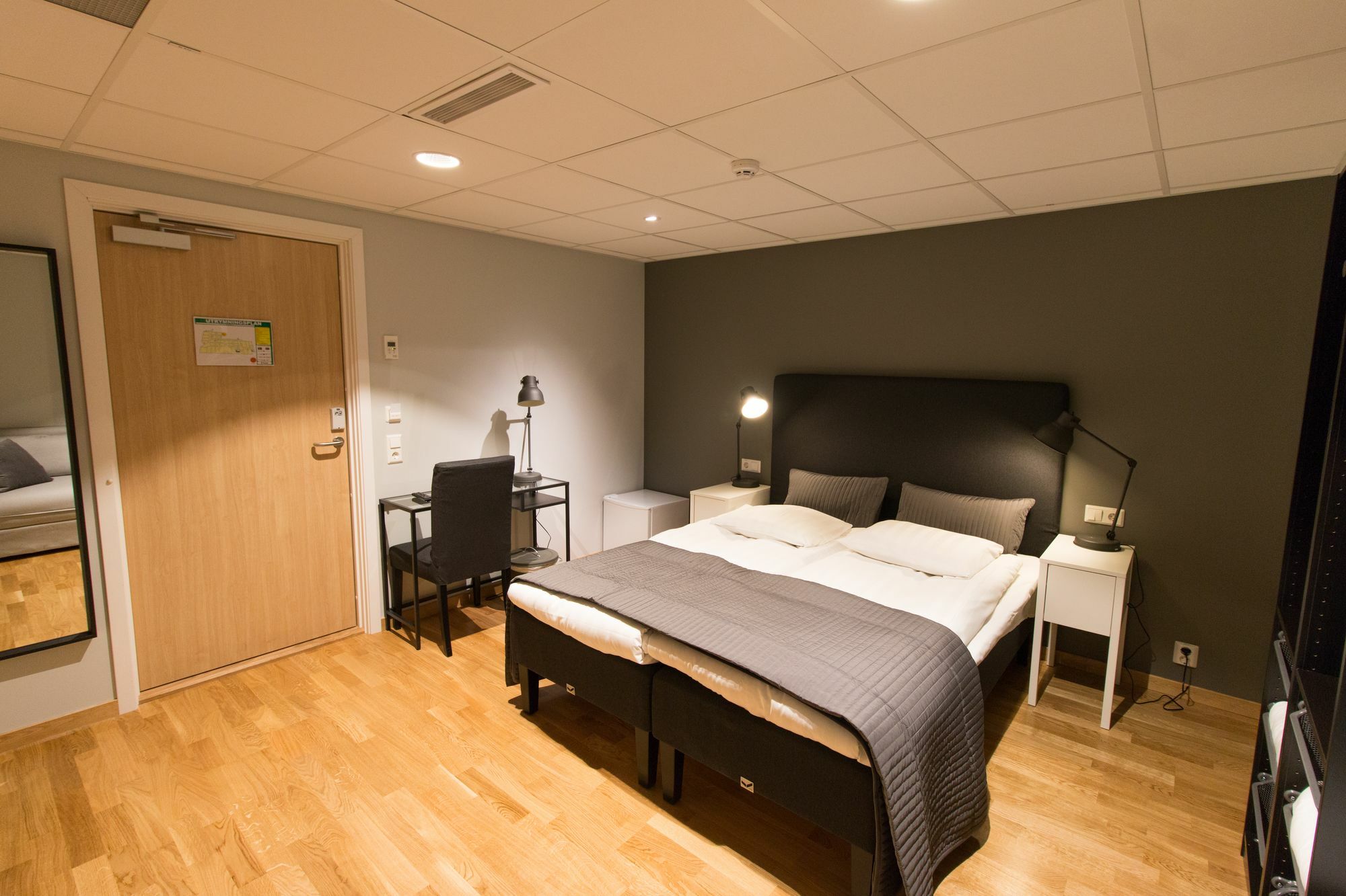 Spoton Hostel & Sportsbar Göteborg Zewnętrze zdjęcie